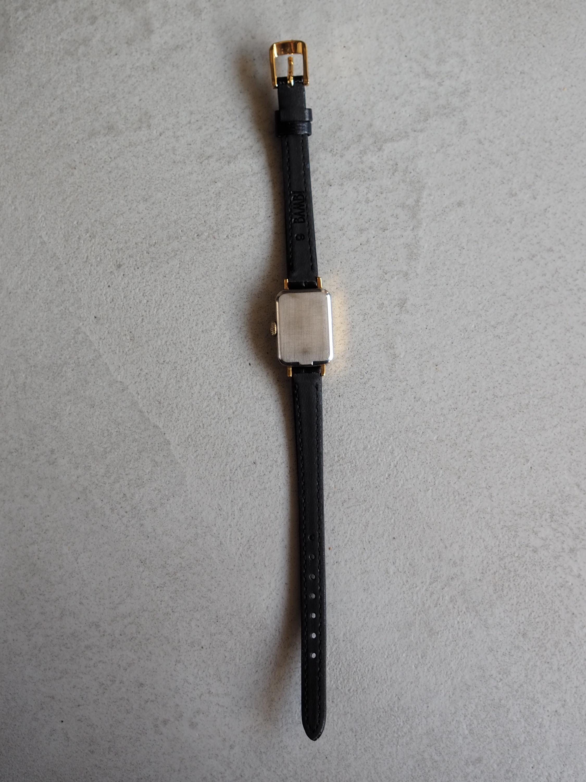 OMEGA オメガ DE VILLE デビル スクエア ウォッチ 腕周り ゴールド