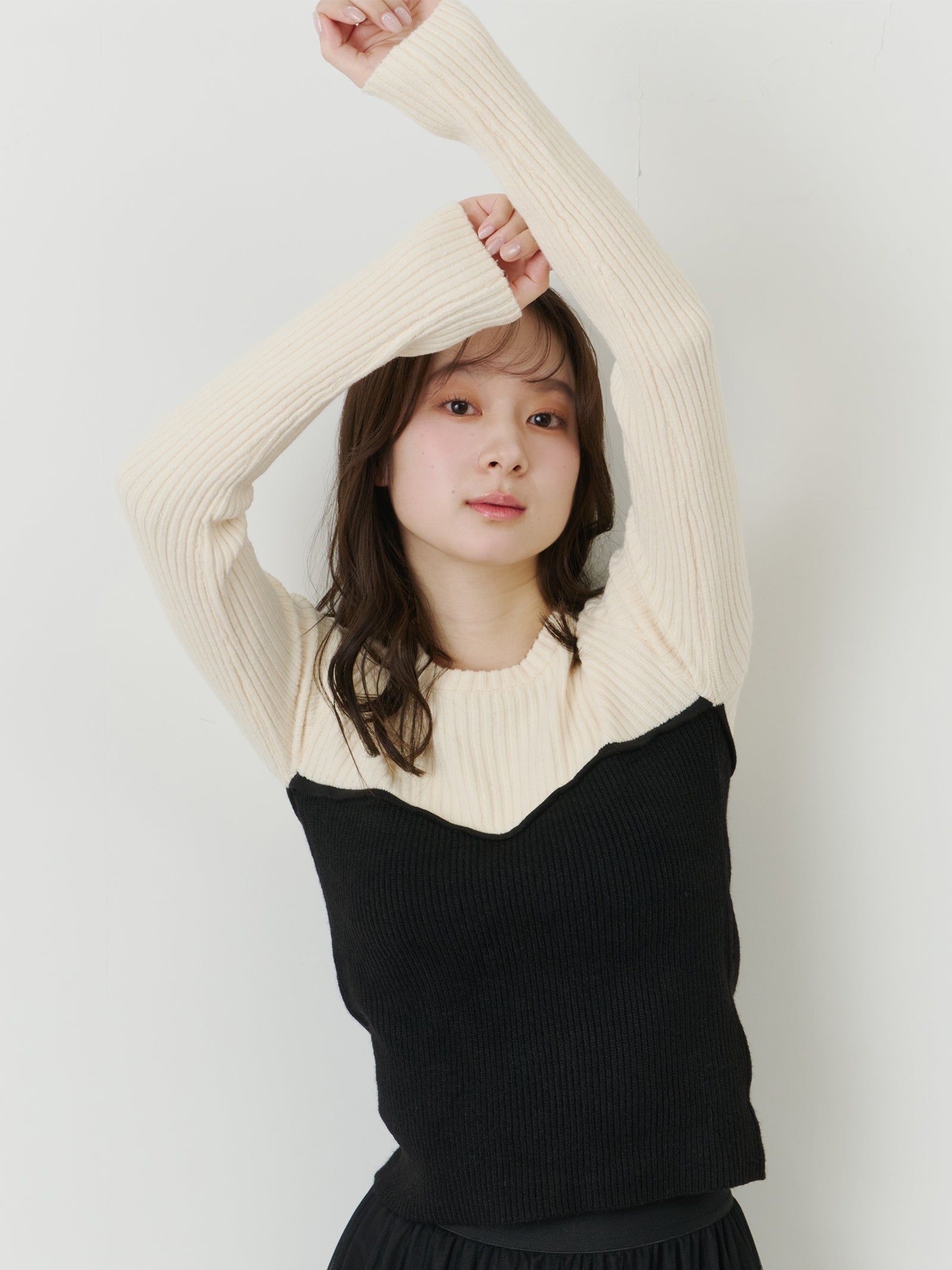 バイカラードッキングニット