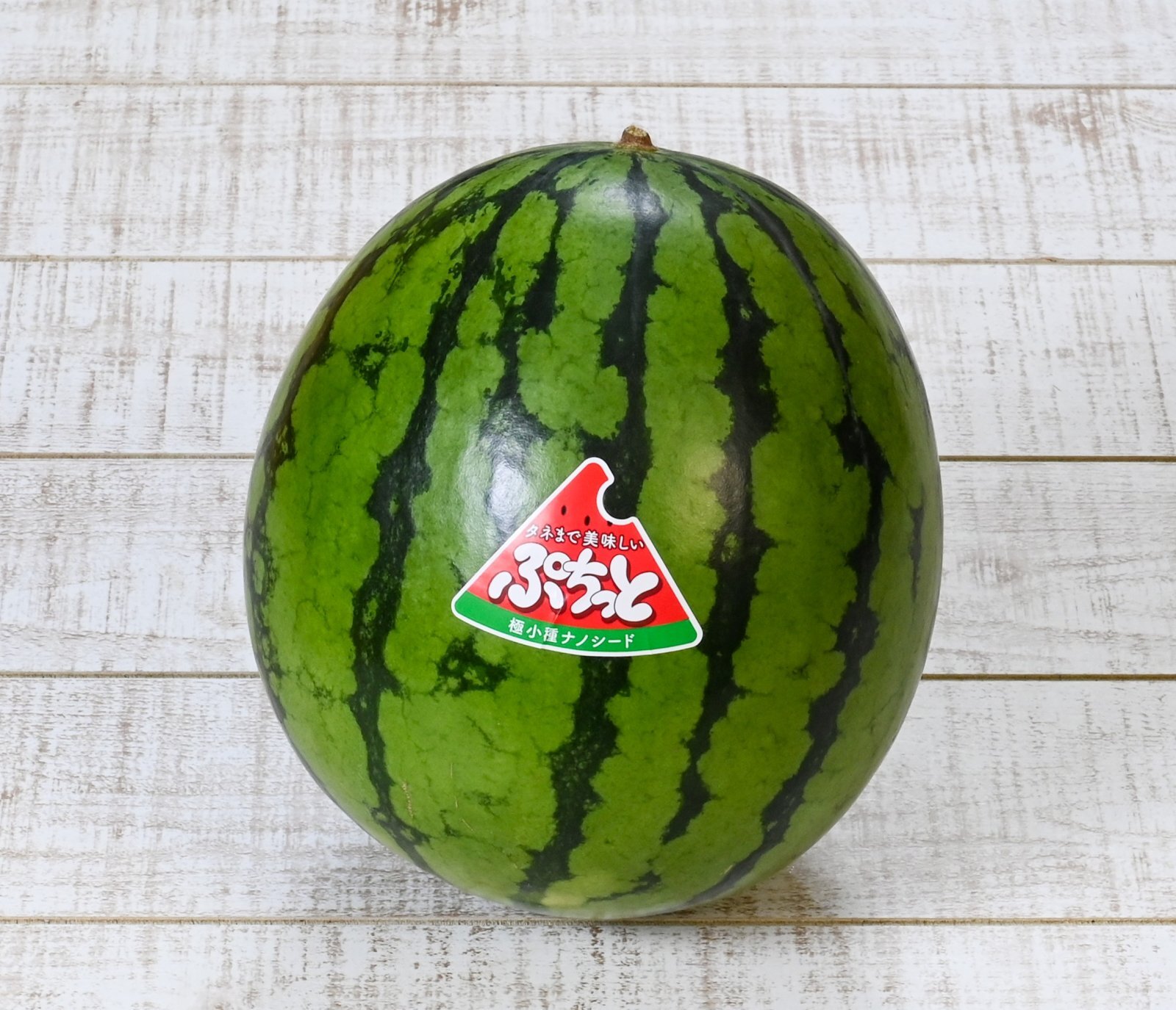 スイカ 年中食べられる今帰仁スイカ