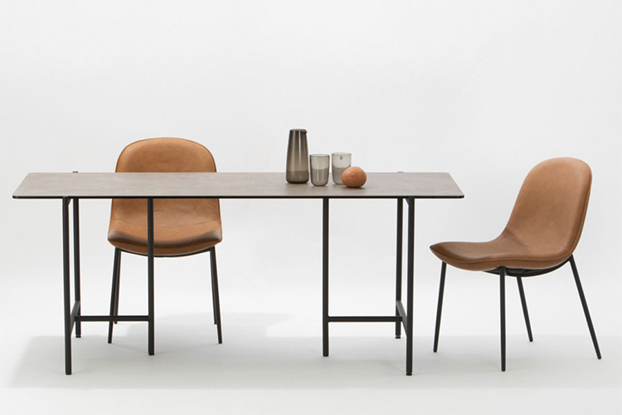 モーダ・エン・カーサ ダイニングチェア ソロ