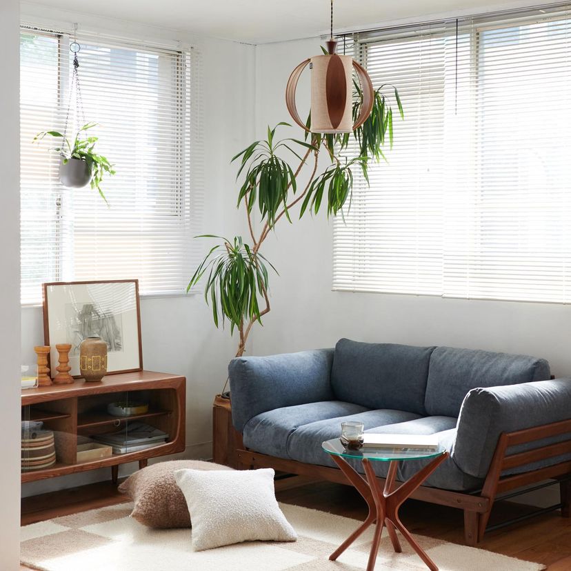 TRESTLES SIDE TABLE CLR トラッセルサイドテーブル 701｜ ジャーナル