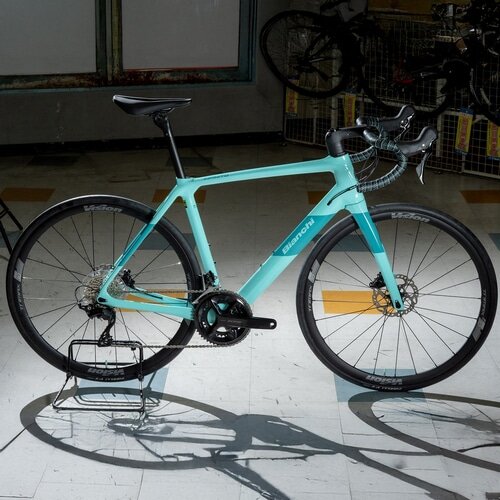 美品 41cm Bianchi ロードバイク ブラック ターコイズ 700C 美品 41cm