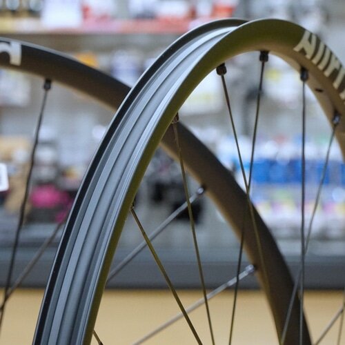 MAVIC ( マヴィック ) ロードバイク用ホイール(ディスクブレーキ用