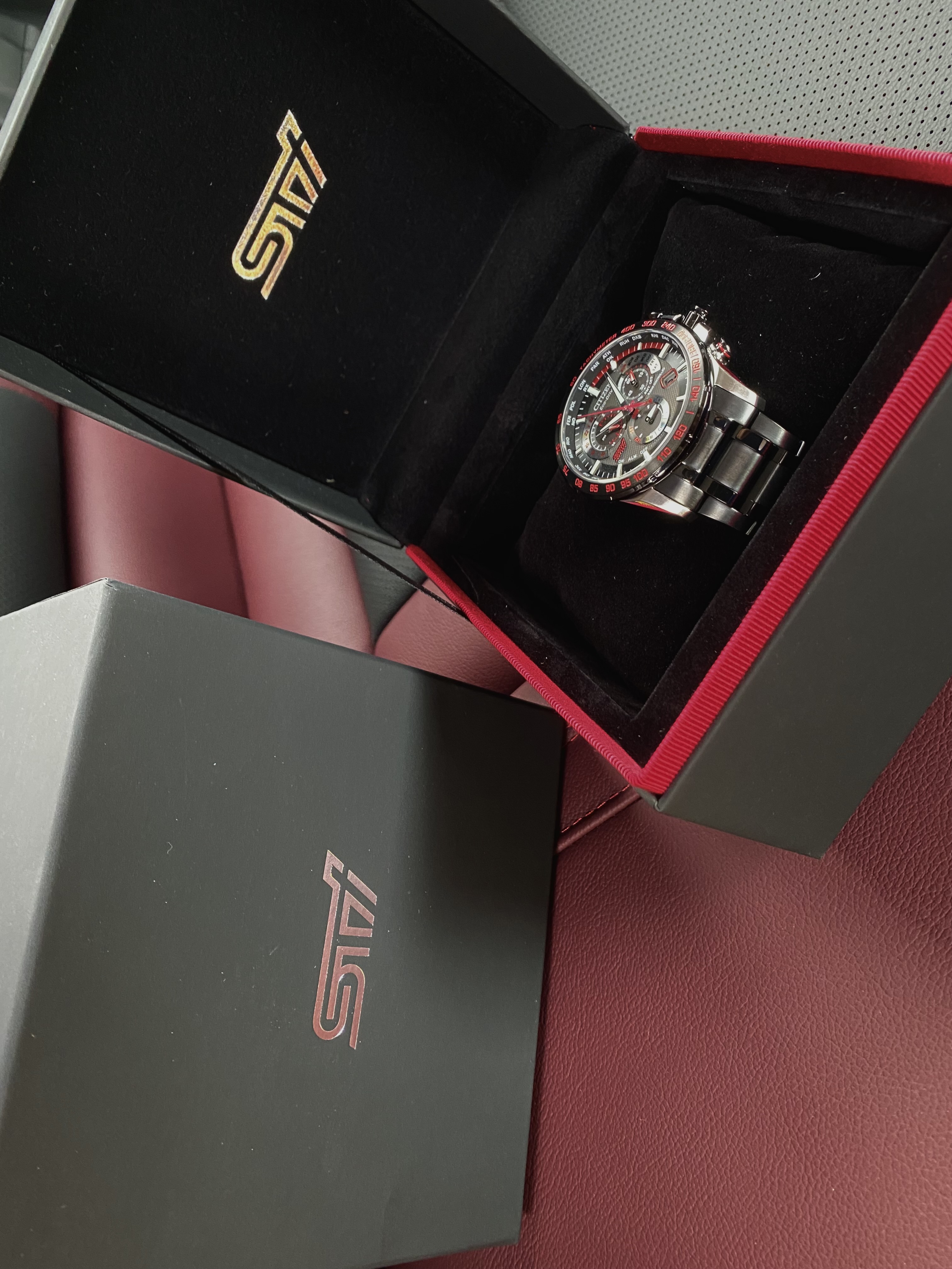 STI限定ウォッチ！！ | 帝塚山店 | スタッフブログ | 大阪スバル株式会社