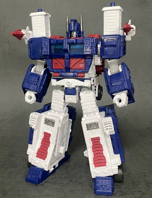 TF】キングダム「KD-11 ウルトラマグナス」レビュー | レイガイハノゾク