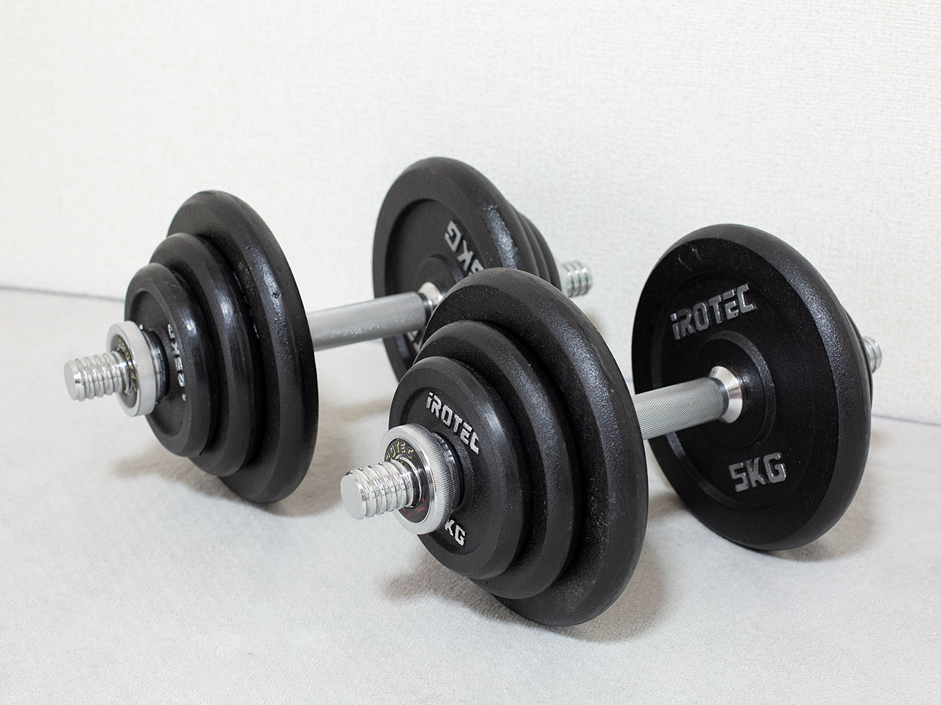 アイロテック製 鉄アレイ20kg 楽天市場】IROTEC（アイロテック）ジム