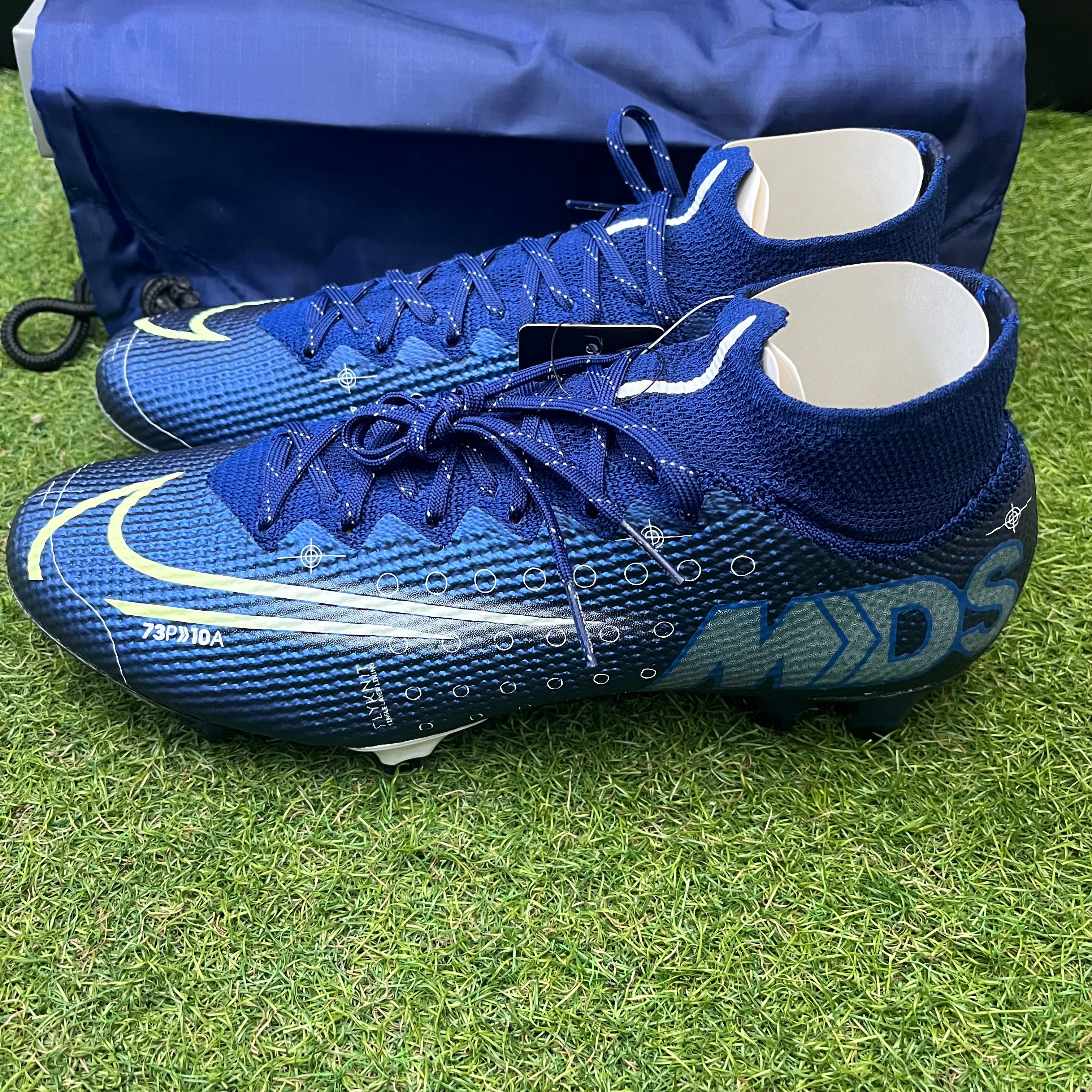 マーキュリアル スーパーフライ エリート MDS001 FG 天然芝 BQ5469 401