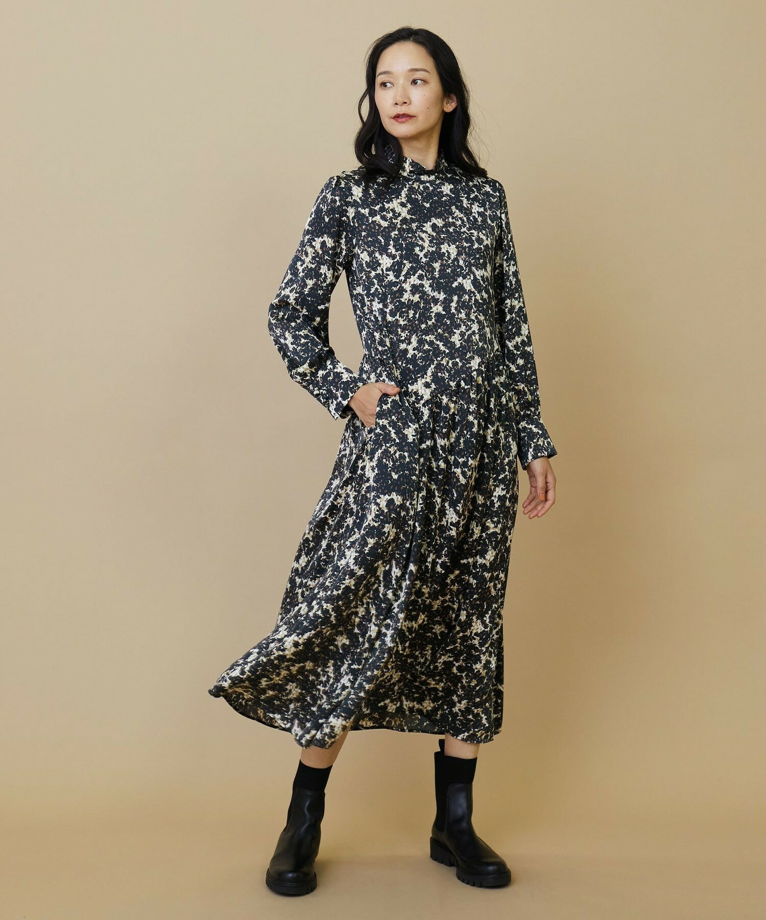 YOSHIKO KRIS-WEBB×L’EQUIPE】クラシカルフラワープリント