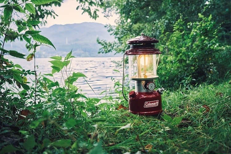クリスマス限定！コールマン「286A」に特別仕様が登場です | キャンプ