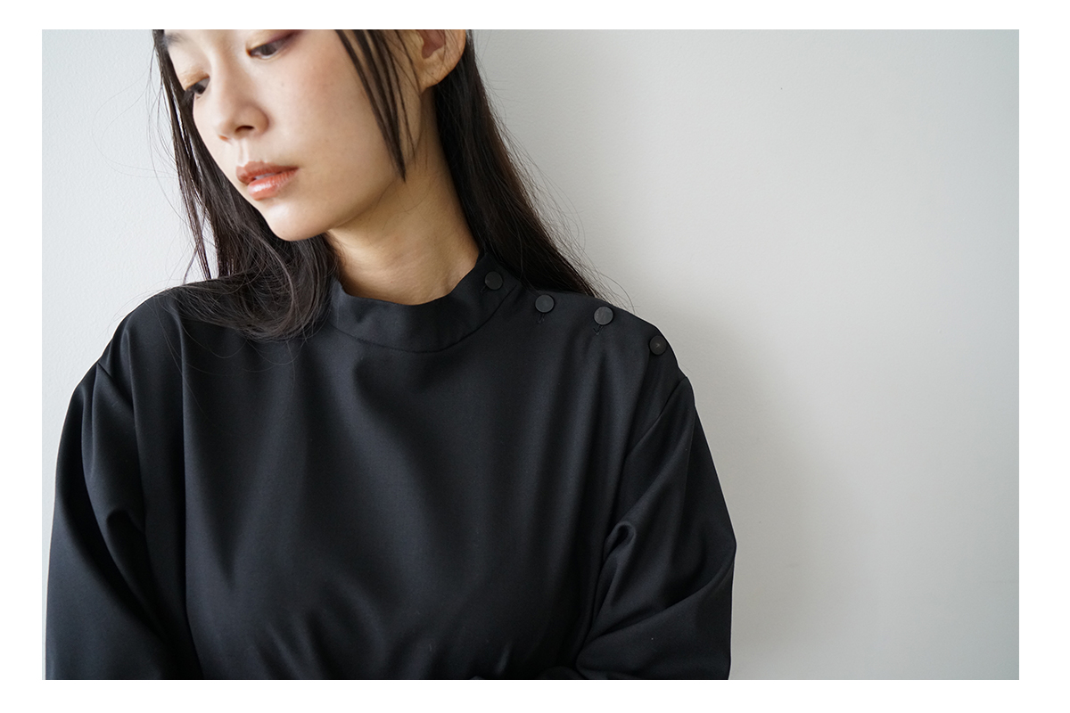 Mochi モチ hight neck tuck dress[ma20-op-01/black] ハイネック