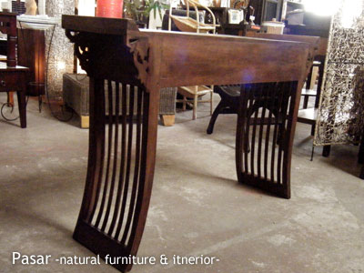 木彫りのコンソールテーブル アジアン家具 店舗用