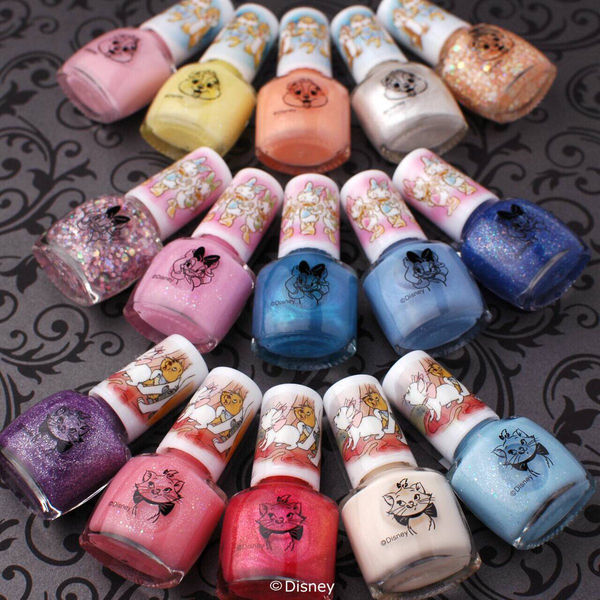 イッツデモ限定！ネイルも各「ディズニー」デザイン♪（舞浜店除く