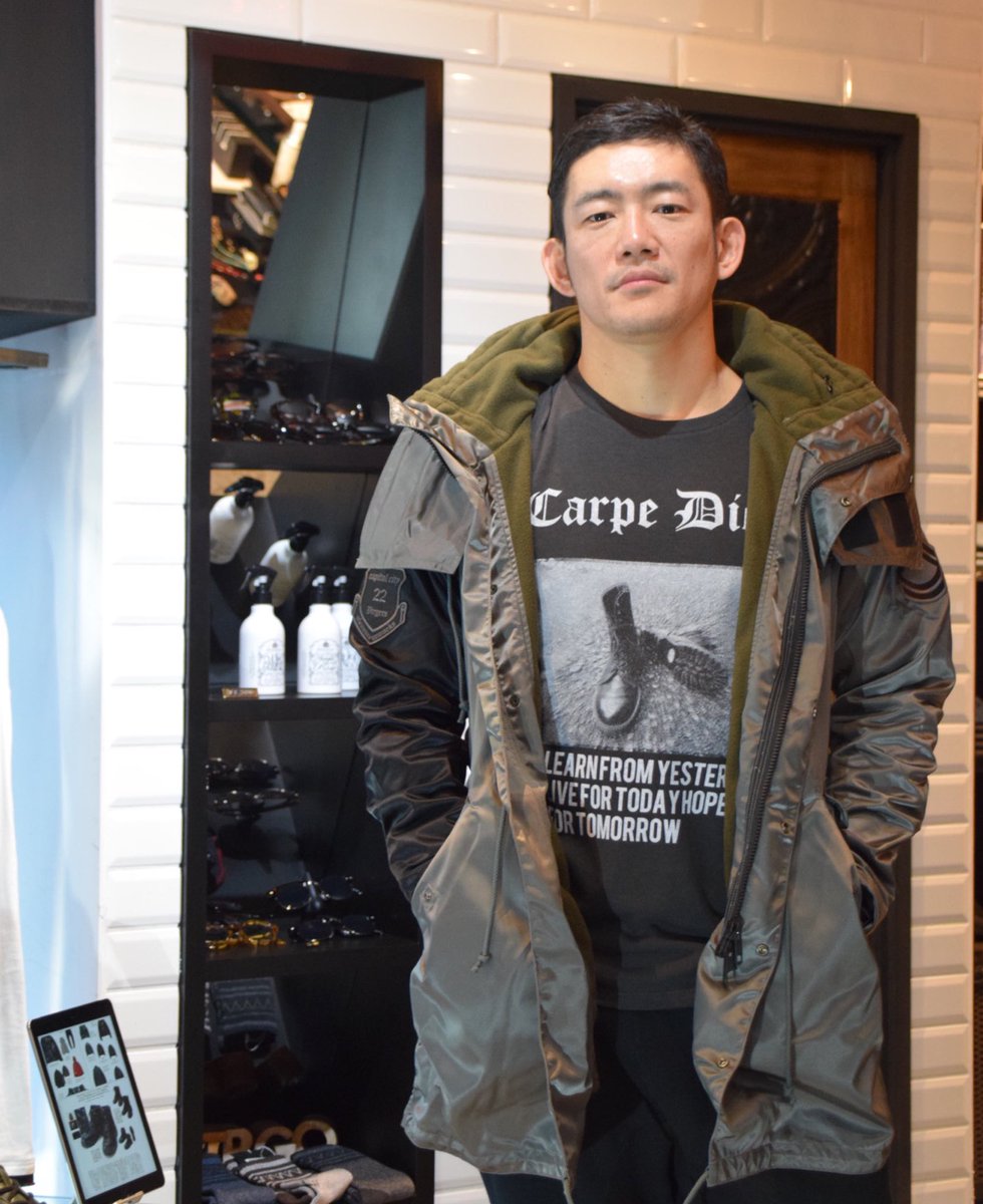 GUEST】TOSHI-LOWさん(BRAHMAN/OAU)がVIZにご来店！ 秋冬コレクション