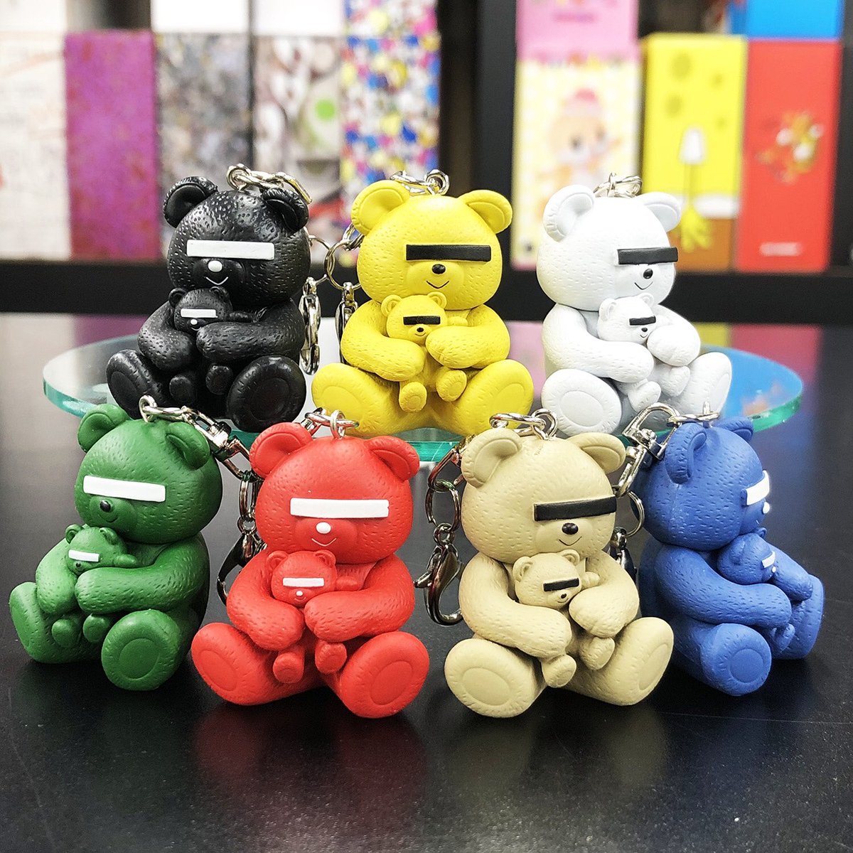 UNDERCOVER（アンダーカバー）×MEDICOM TOY 人形とリンゴ HONEYEE.COM | magma x MADSTORE UNDERCOVERによる GILAPPLE の