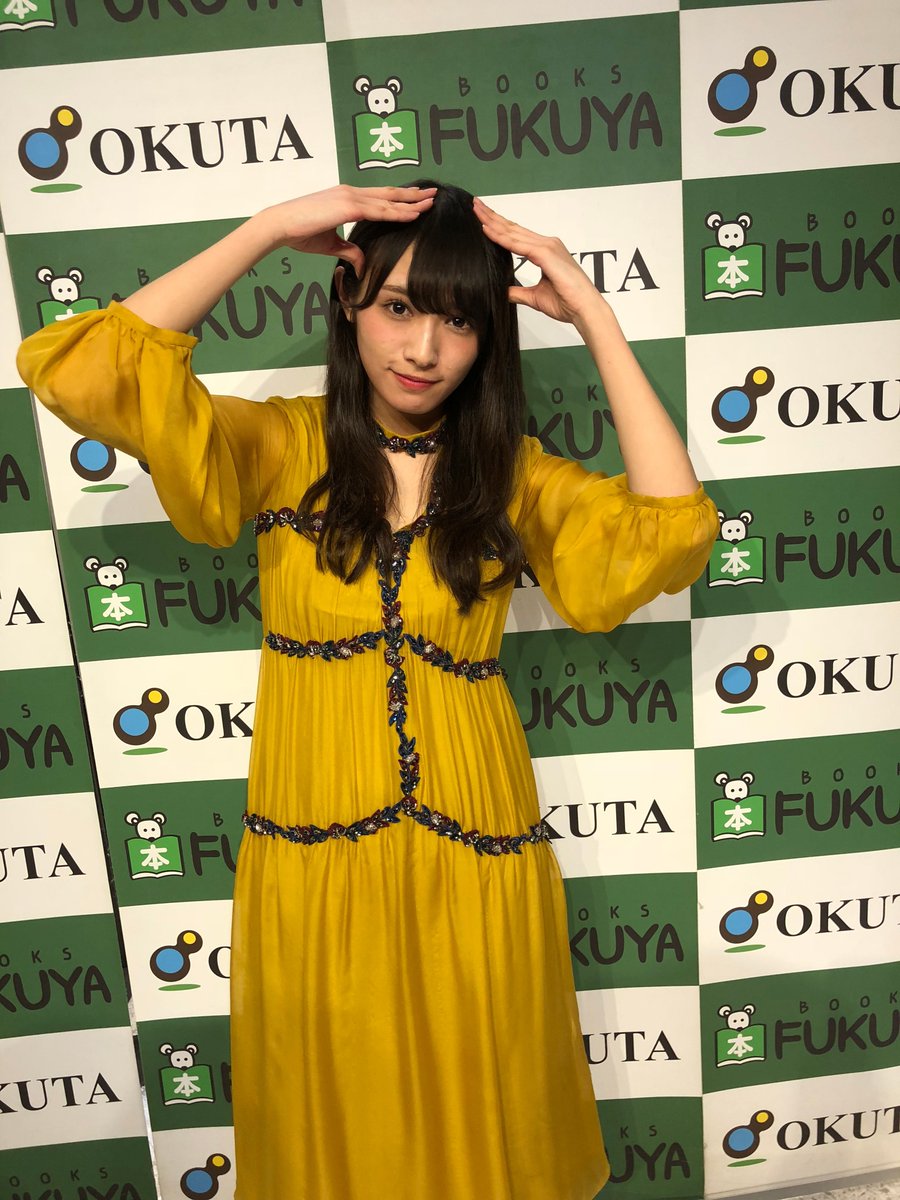 渡辺梨加1st写真集【公式】 (@berika_greece) / Posts / X