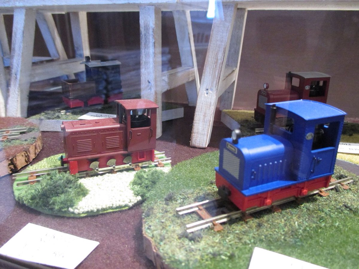 イッツ ア スモール ワールド♪】ドイツ ミニトレインズ社のナ