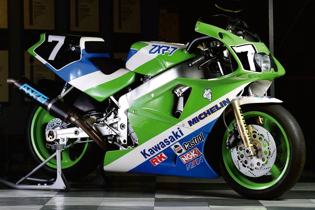 TT-F1 ZXR-7(1989)／今に続くSSの礎となった名レーサー｜レーシング