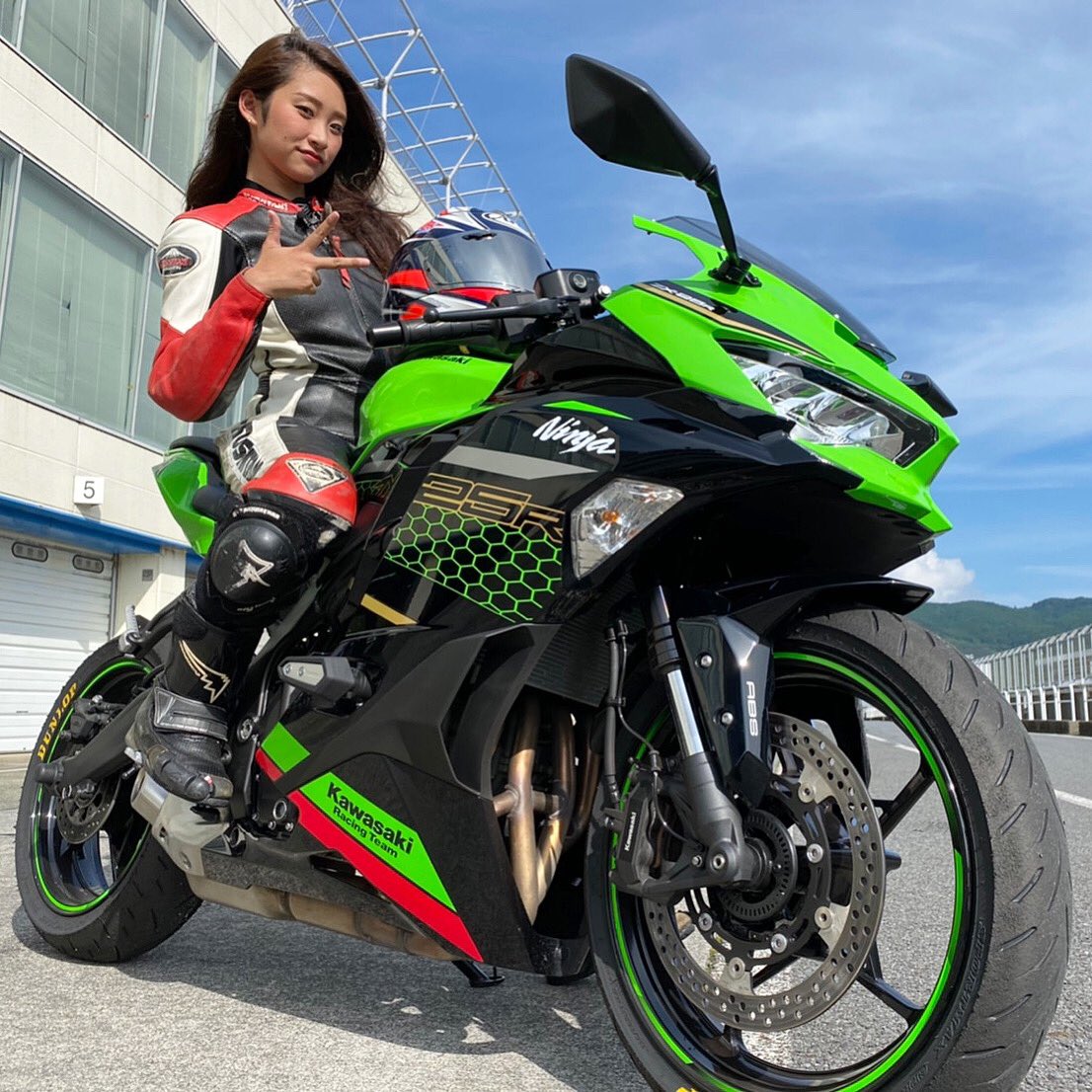 ZX-25R インプレ🔥】 ライクアウインジャー緑担当の私がカスミDと称し