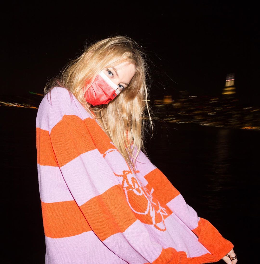 Last night in HEAVEN ⭐ Friends joined us for a drive-in screening