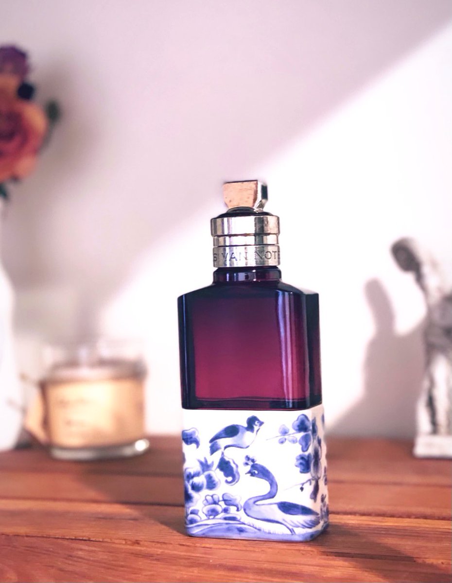 今夜 は ドリスヴァンノッテン ソワマラケ 久しぶりに。好きな香料の