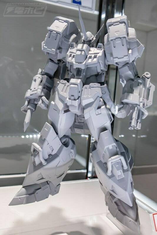 スーパーロボット大戦OG』のフィギュア「鉄機巧 アルトアイゼン」が