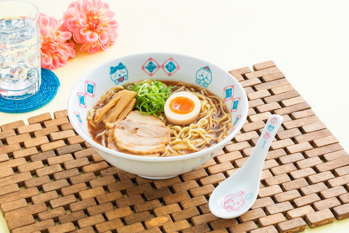🥟新商品🥟 『#ちいかわ飯店 ラーメンどんぶり＆レンゲセット』 2,420