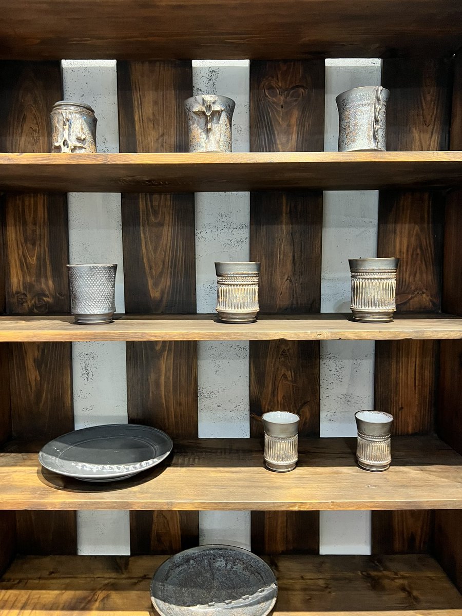 仲良しのroargunsの濱ちゃんの弟、陶芸家 濱中史郎氏の展覧会へ