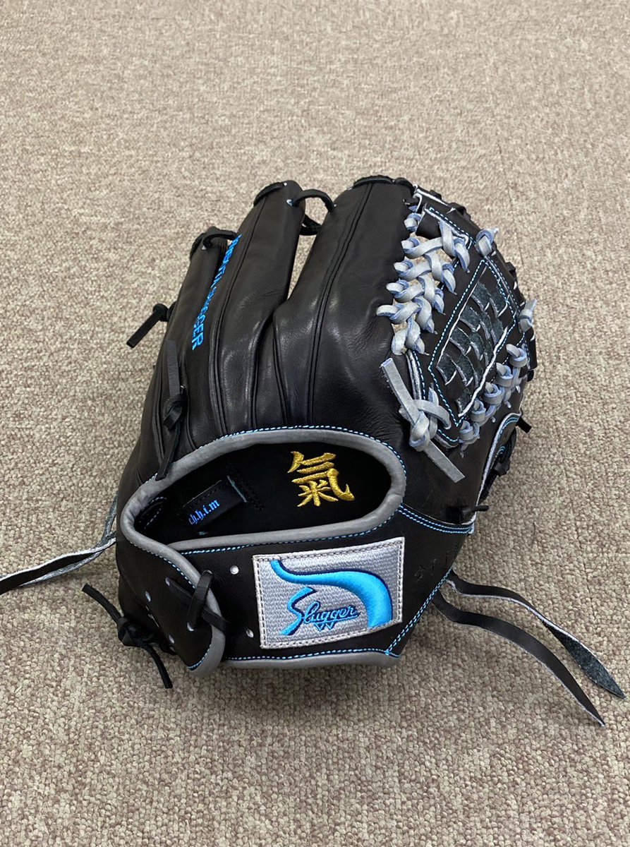 NEWグラブ✨ ここ最近、巷ではあまり見なくなったであろうウェブ(W-35