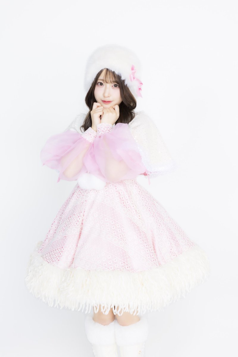 クリスマス衣装 桜庭遥花🩷🎄》 🩷桜庭遥花 @haruka_cs0129 出身