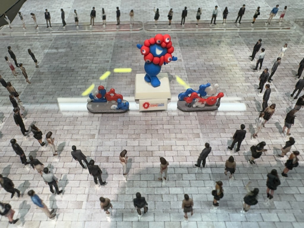 今話題沸騰のEXPO2025 ミャクミャク 1/150フィギュア 「IRASSHAI」と