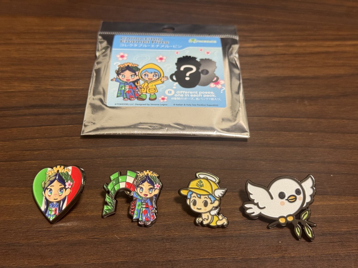 イタリア館で今日から新規入荷されたシークレットピンバッジ