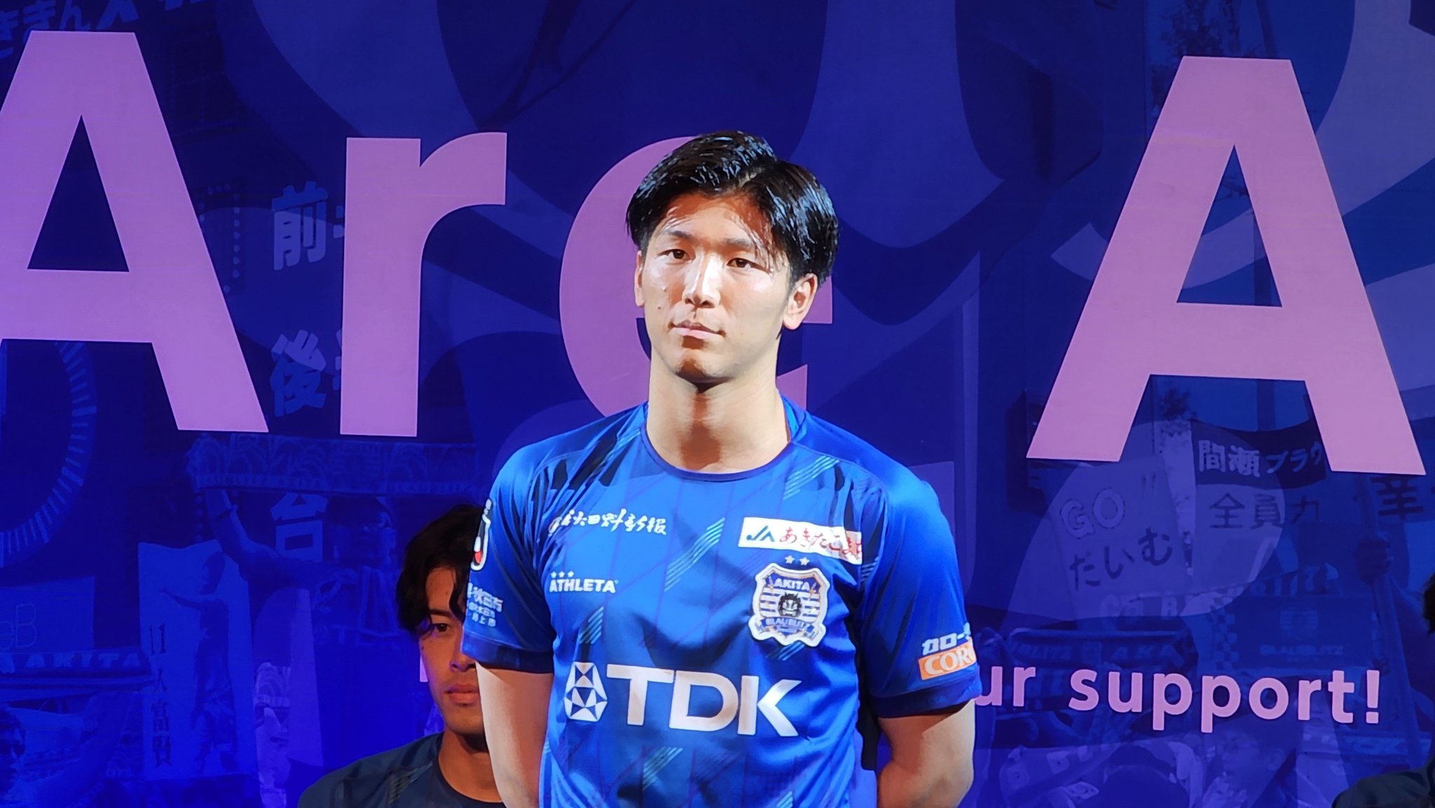 小松蓮ほか選手サイン入りユニフォーム #ブラウブリッツ秋田 選手