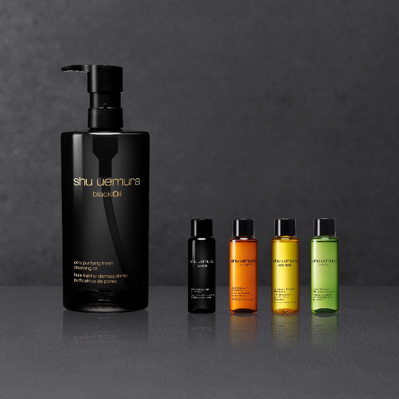 クレンジングオイル購入キャンペーン実施中 新発売のブラック