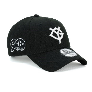 ニューエラ 製の「プロ野球90年シンボルマークワッペン付きキャップ