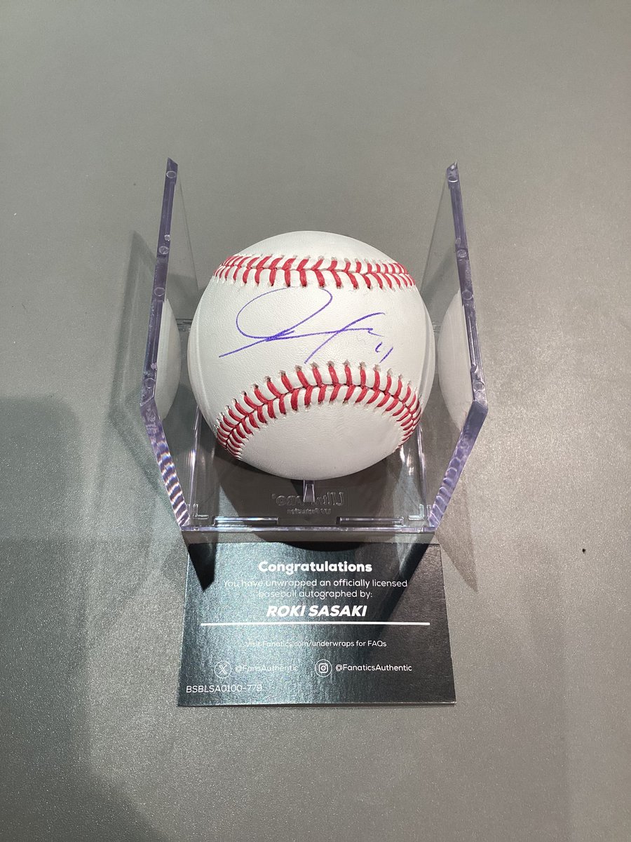 お客様の店内開封にて ⚾ 2025 FANATICS UNDER WRAPS MLB BASEBALL