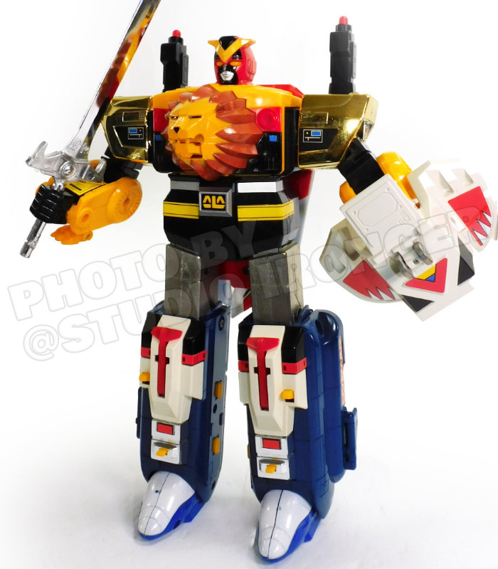 DX超合金・超獣合体ライブロボ。 超獣戦隊ライブマンの1号ロボ