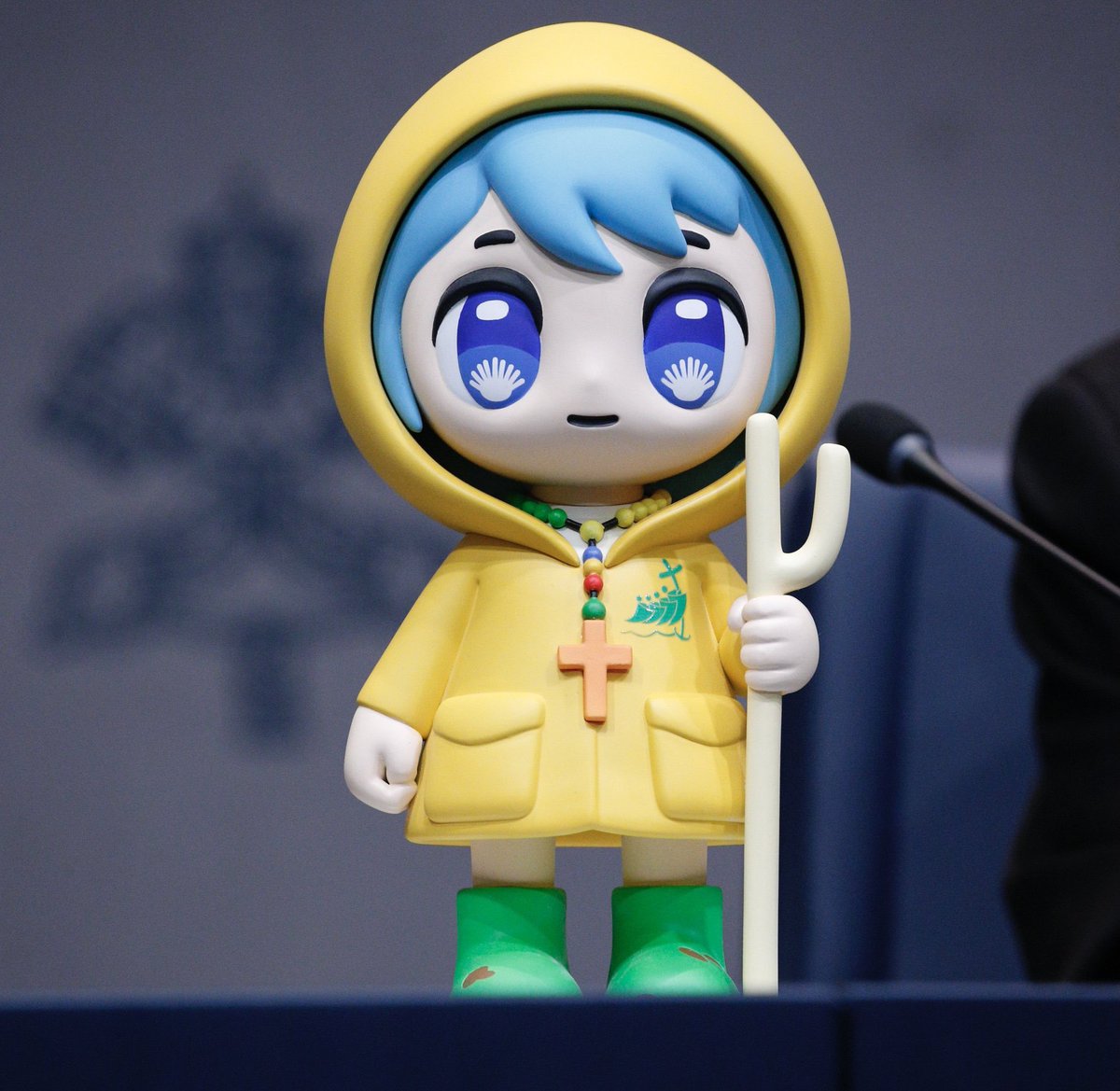 バチカンが「聖年」の公式マスコット「ルーチェ」発表。イタリア館の