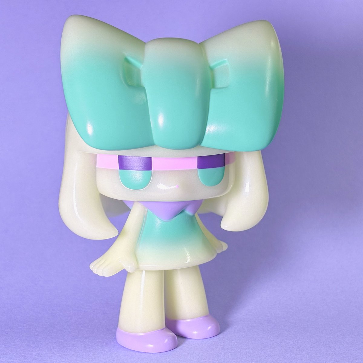 チヨコソフビ新色 「dreamy glow」 チヨコソフビ初の 蓄光ソフビになり