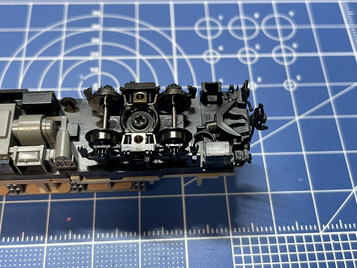トミックスの14系用ジャンパ栓・機器箱PZ6298、JC6387と組み合わせて