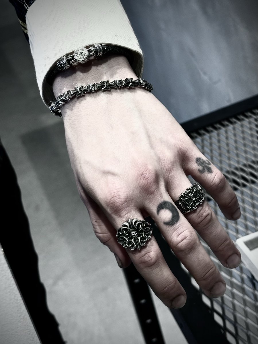 DEAL DESIGN NAGOYAです✠ S/S新作のブレスをご紹介します