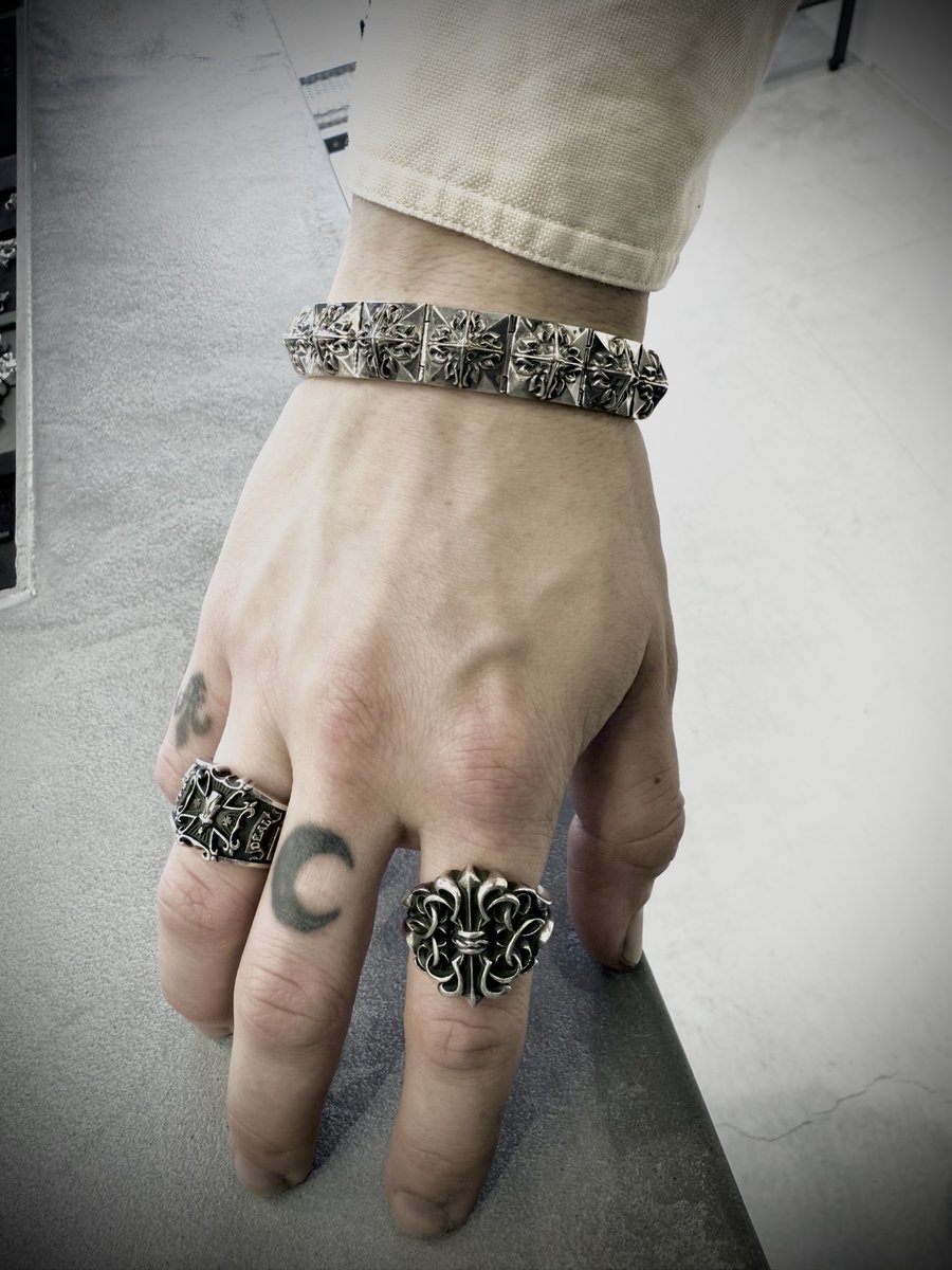 DEAL DESIGN NAGOYAです✠ S/S新作のブレスをご紹介します