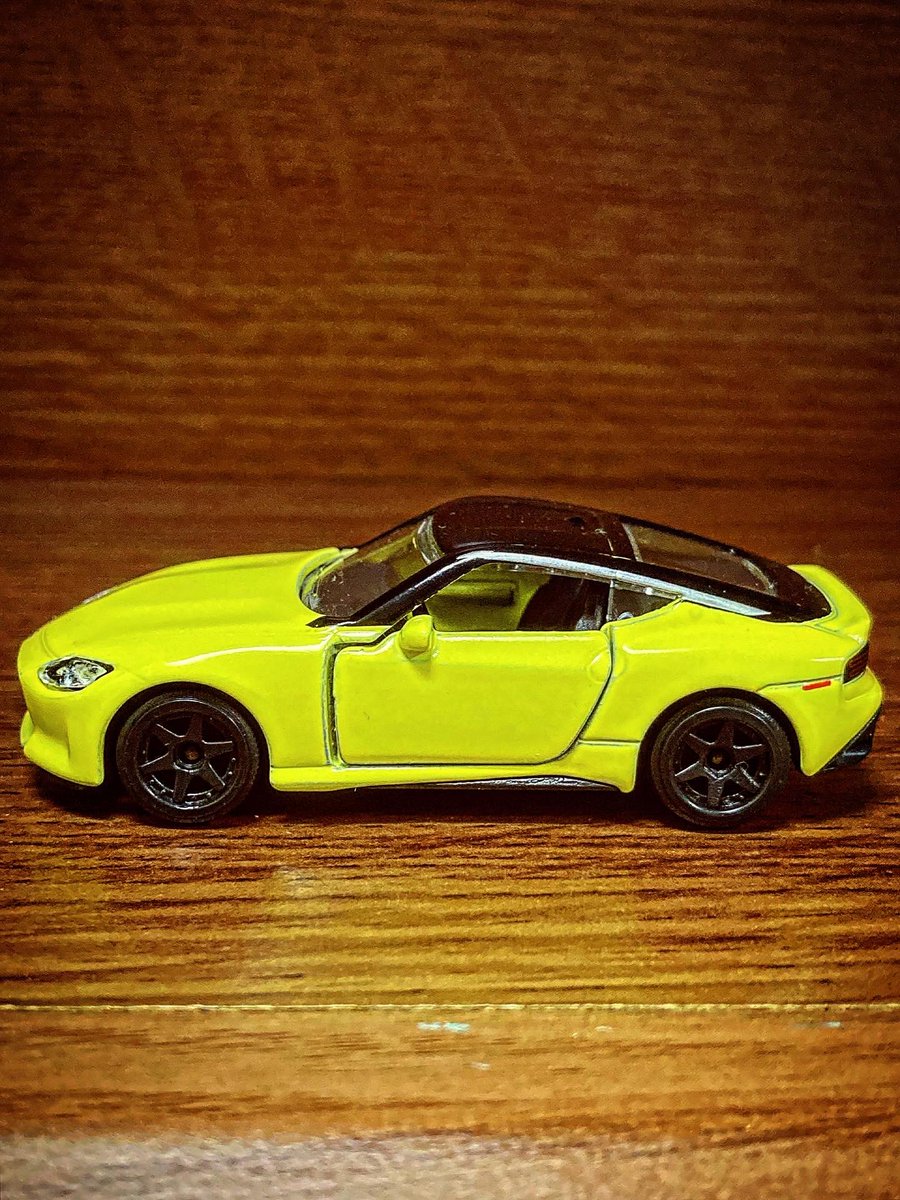 マジョレット NISSAN Z K-SPECIAL2収録の一台、カバヤ経由で日本に来る