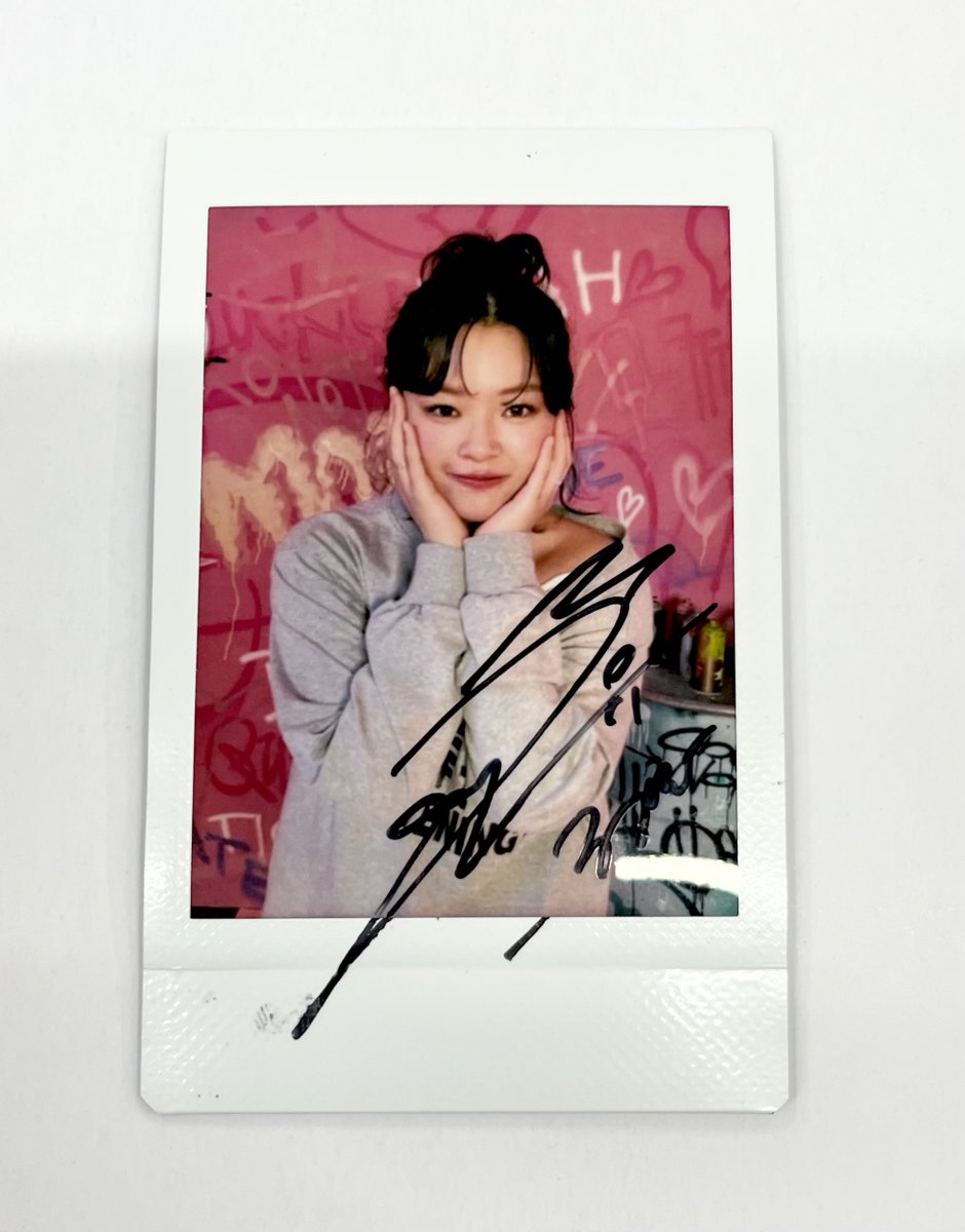 TWICE #트와이스 🍀ジョンヨン 🍀 直筆サイン入りチェキ入荷しました
