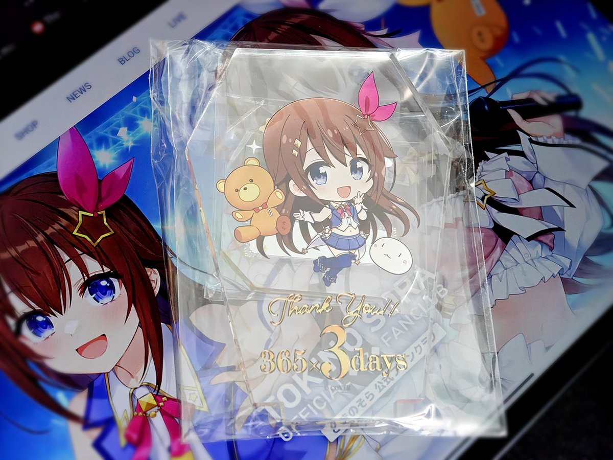 I reached 3 years with Sora's Fanclub and got my milestone acrylic