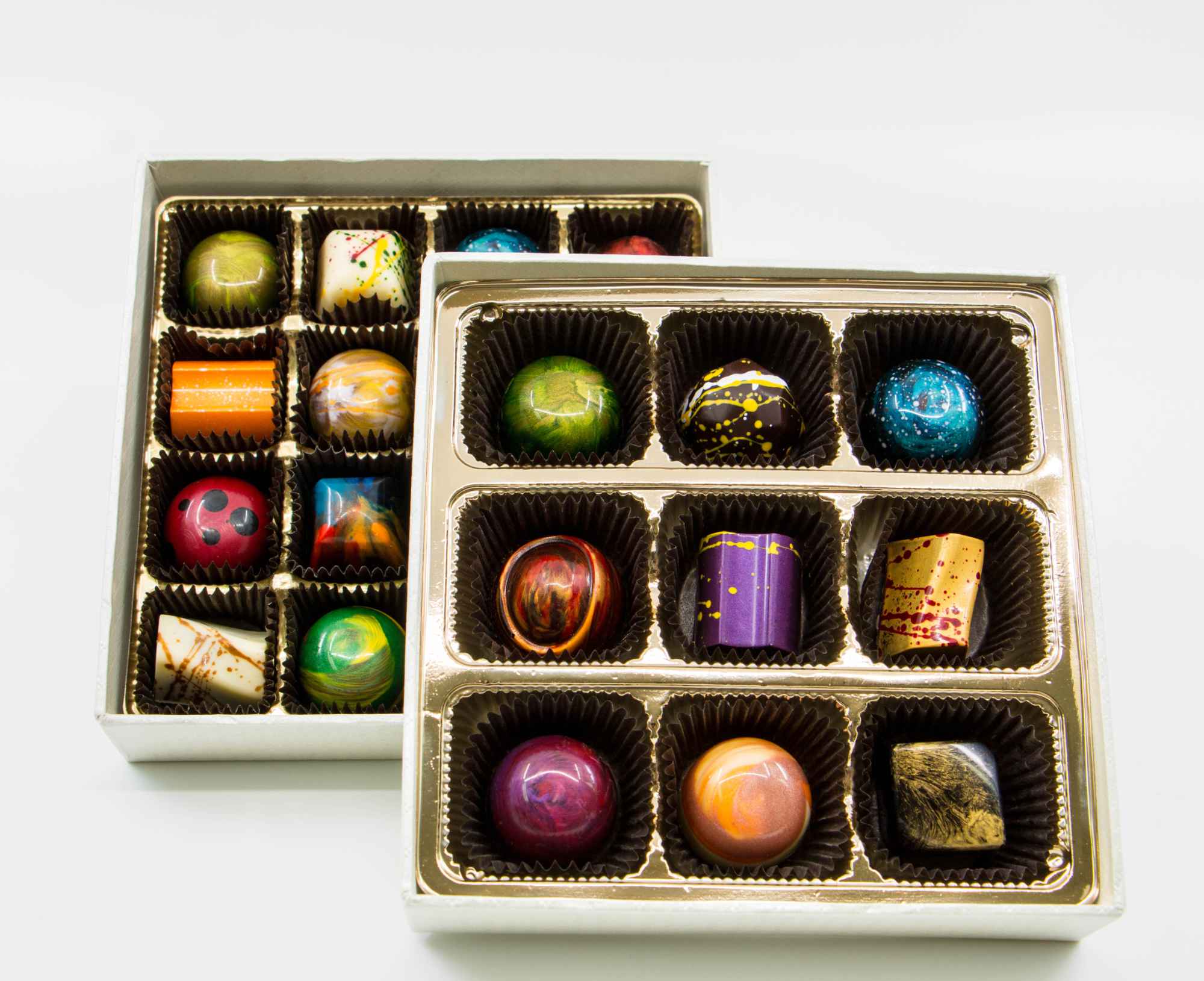 16 piece Pearl Gift Box - Punta Gorda Chocolate & Wine