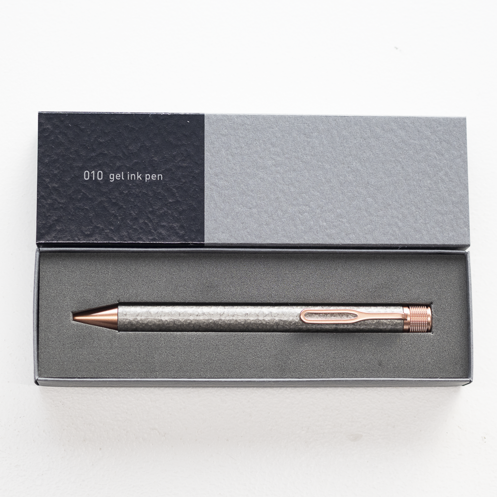 クラフトラボ 010 ゲルインキボールペン – 文化堂 │ Pentonote