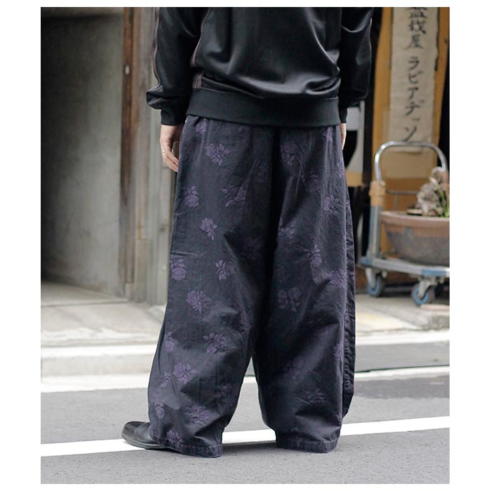 ニードルズ NEEDLES 8オンスデニム ローズ ジャガード ヒザデルパンツ