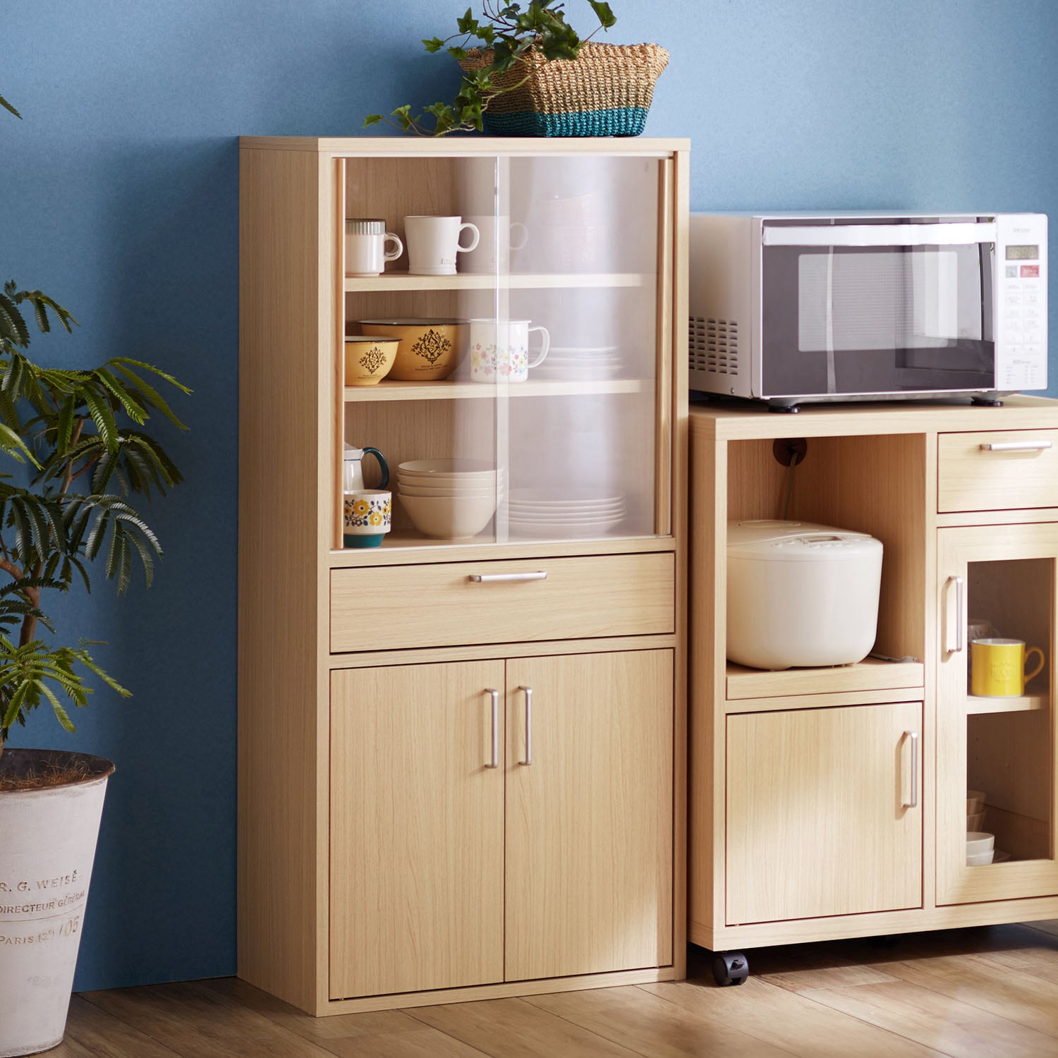 ガラス扉のコンパクト食器棚｜通販のベルメゾンネット