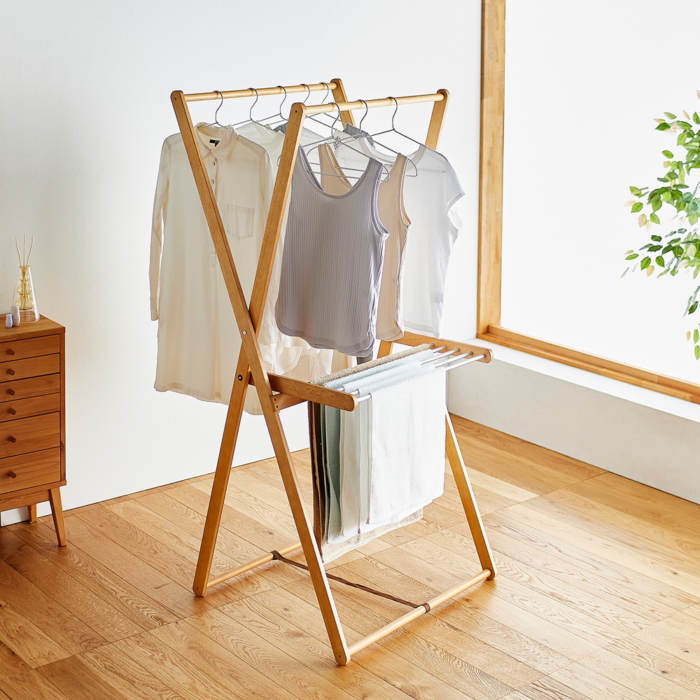 インテリアに馴染む木製X型室内物干し＜タオルハンガー付き＞（洗濯