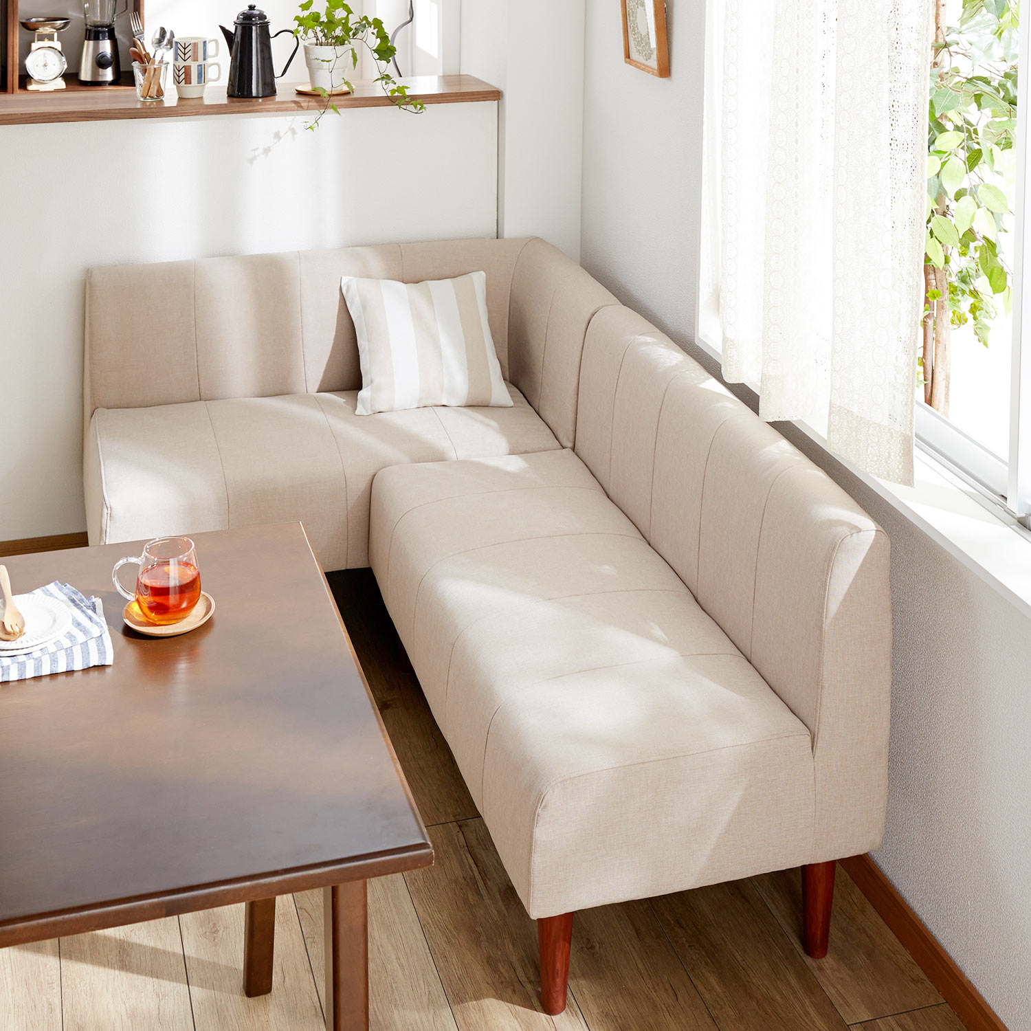 組み合わせ自在のコンパクトダイニングソファー ＜2人掛け／右肘付き